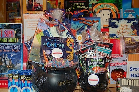 Halloween Baskets.JPG